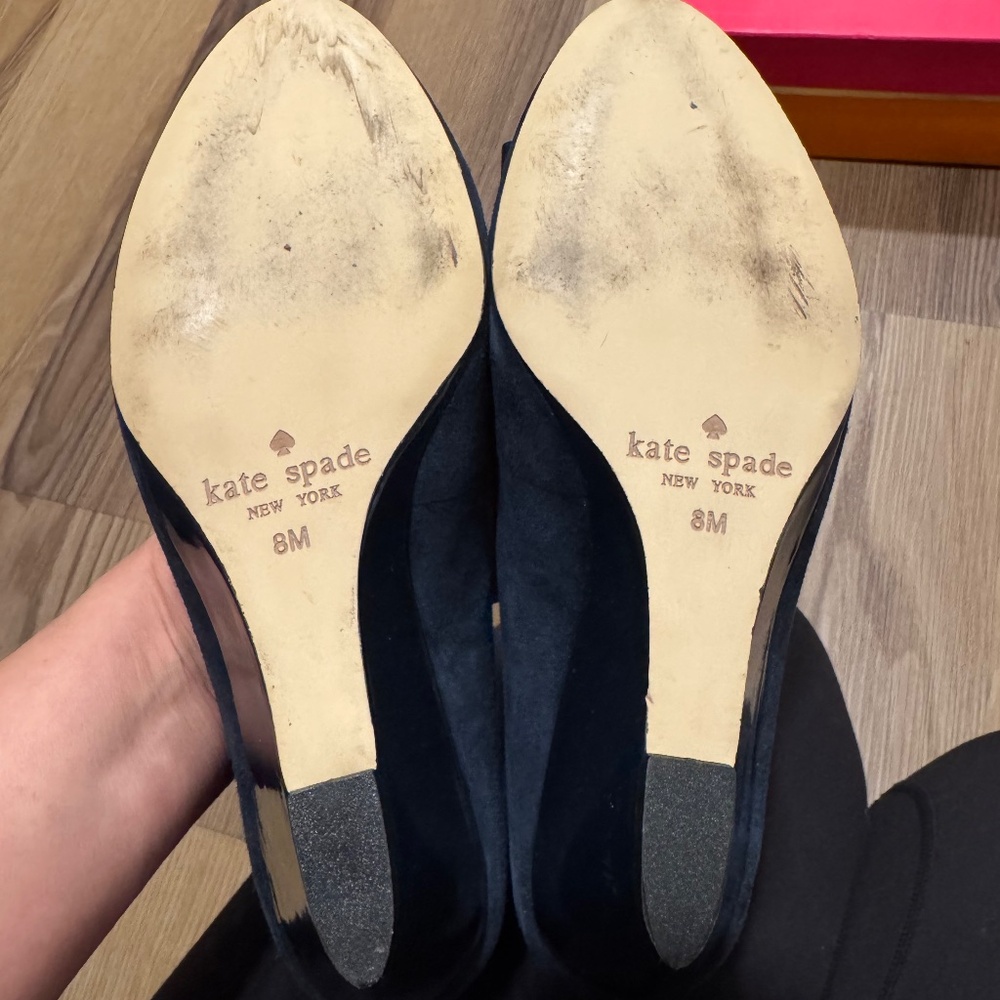 $395 NEW KATE SPADE NEW YORK Cayley Wedges Size 8 8.5 Suede Bow Accent Navy Blue - Picture 7 of 9
